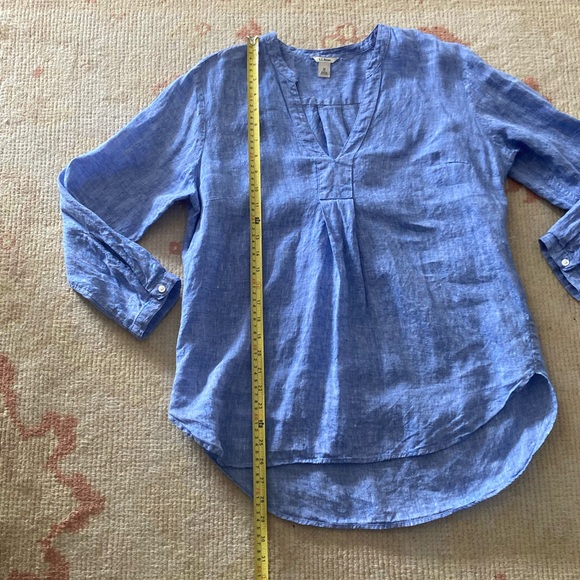 LL Bean Splitneck Summer Blue Chambray Linen Tunic, MP - Picture 7 of 7